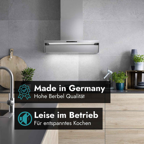 Berbel Kopffreihaube Formline BKH FO in einer modernen Küche mit Made in Germany Qualität und leisem Betrieb.